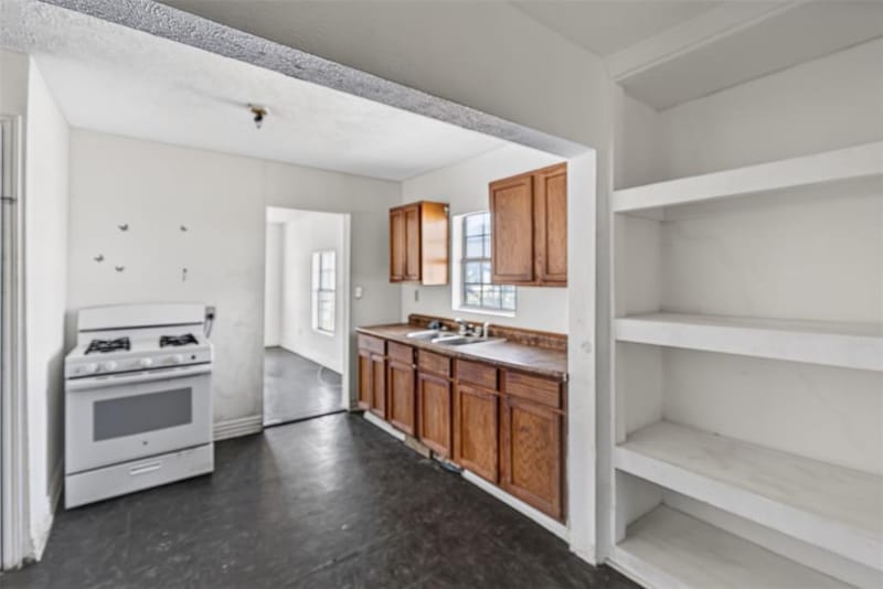 1309 S Riverside Drive, Fort Worth TX 76104 - Photo 14