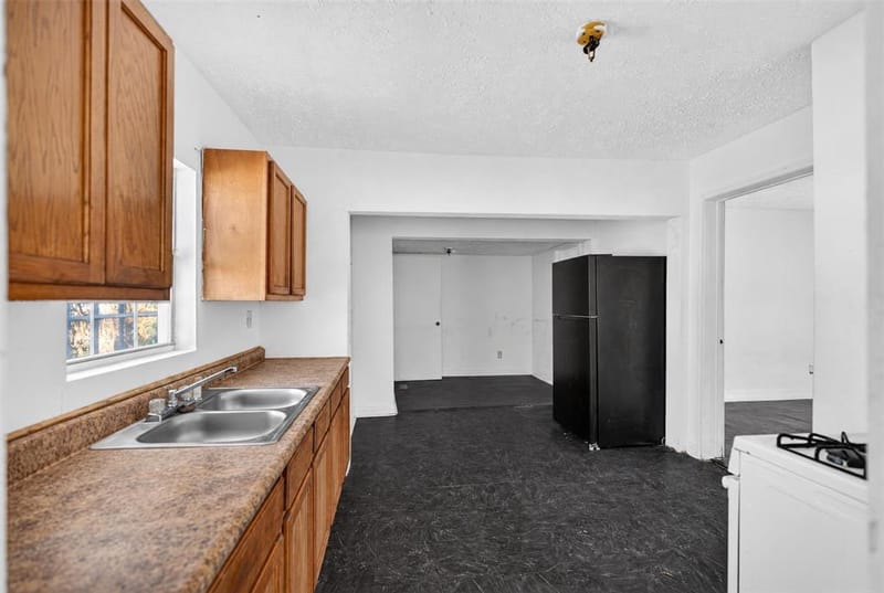 1309 S Riverside Drive, Fort Worth TX 76104 - Photo 11