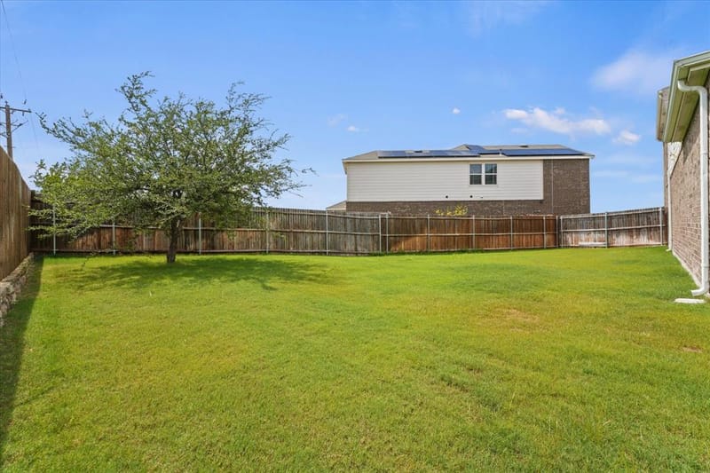 824 Lemongrass Court, Fort Worth TX 76131 - Photo 14