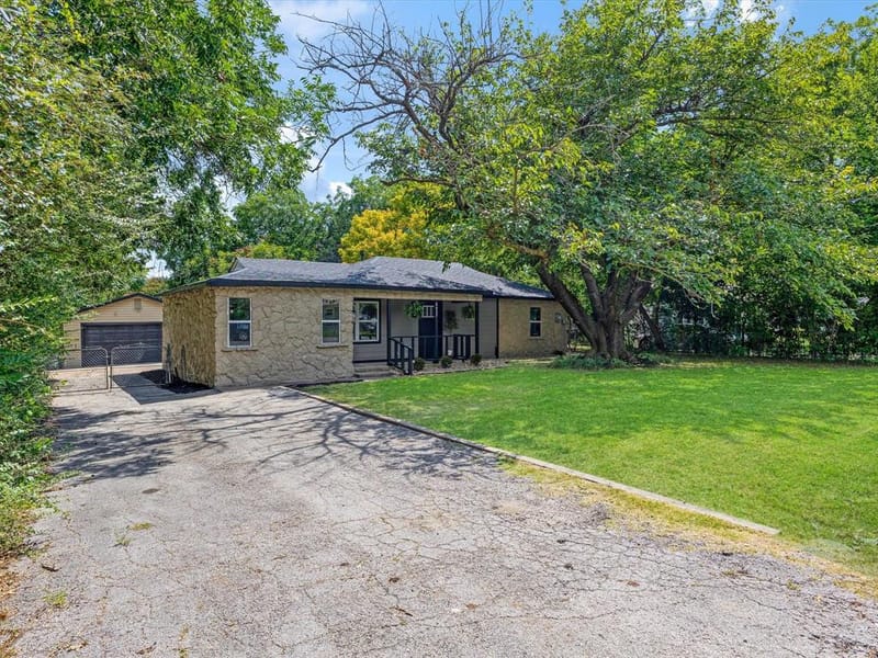 8837 Claiborn Street, Lakeside TX 76135 - Photo 3