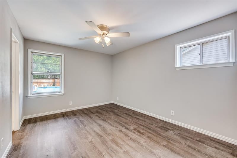 530 Parkview Lane, Richardson TX 75080 - Photo 16