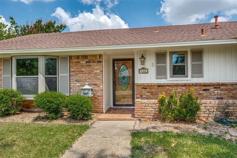 530 Parkview Lane, Richardson TX 75080 - Photo 3
