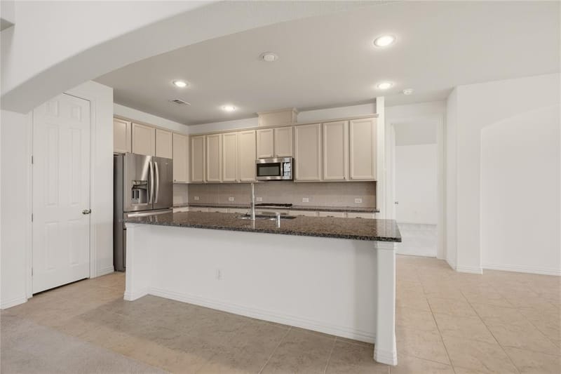 201 Oak Point Drive, McKinney TX 75071 - Photo 11