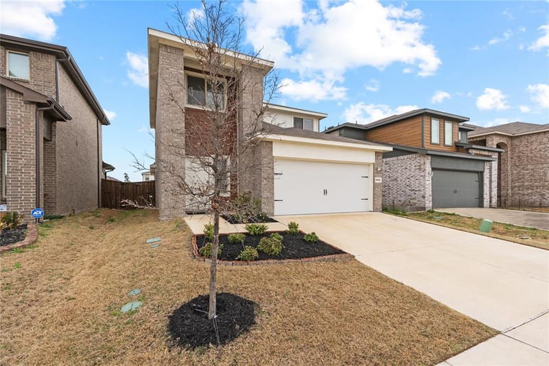 1041 Old Oaks Drive, Forney TX 75126 - Photo 2