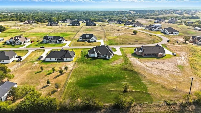 459 Red Bird Drive, Springtown TX 76082 - Photo 31