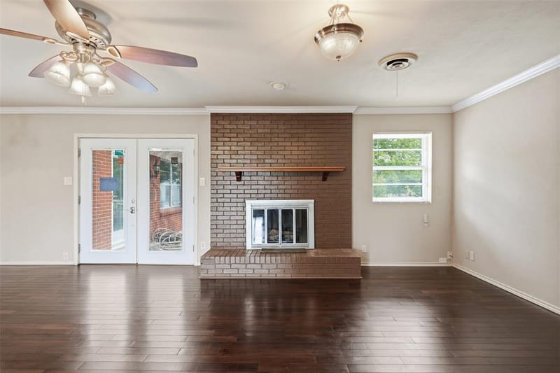 206 Mcanear Street, Cleburne TX 76033 - Photo 5