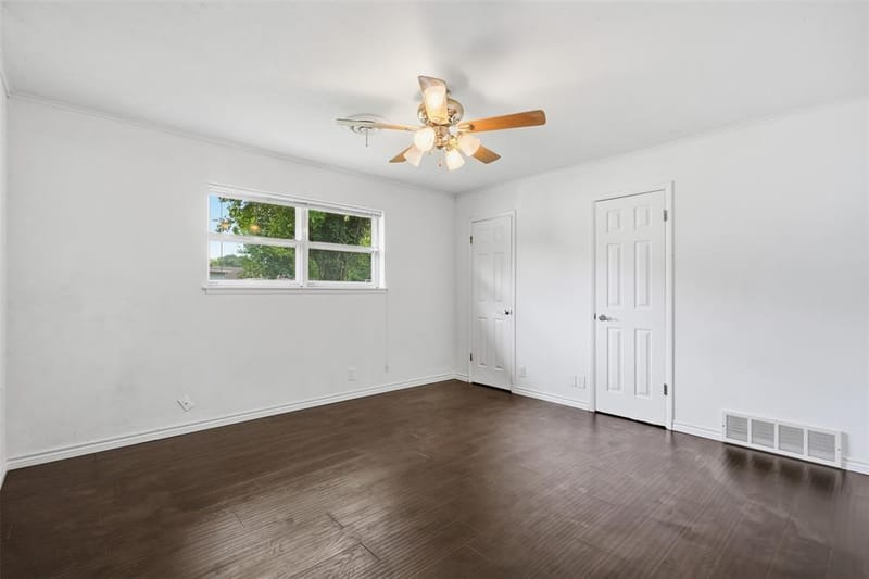 206 Mcanear Street, Cleburne TX 76033 - Photo 9