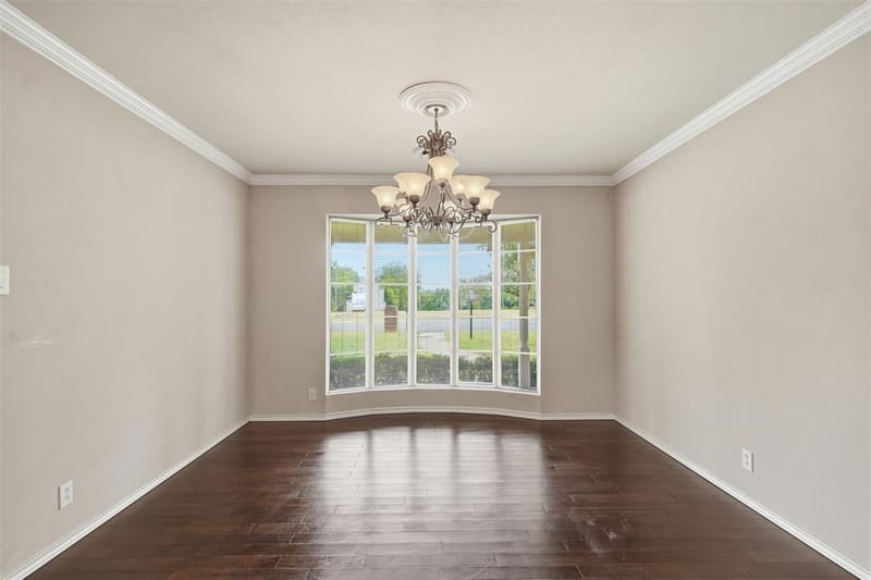 206 Mcanear Street, Cleburne TX 76033 - Photo 4