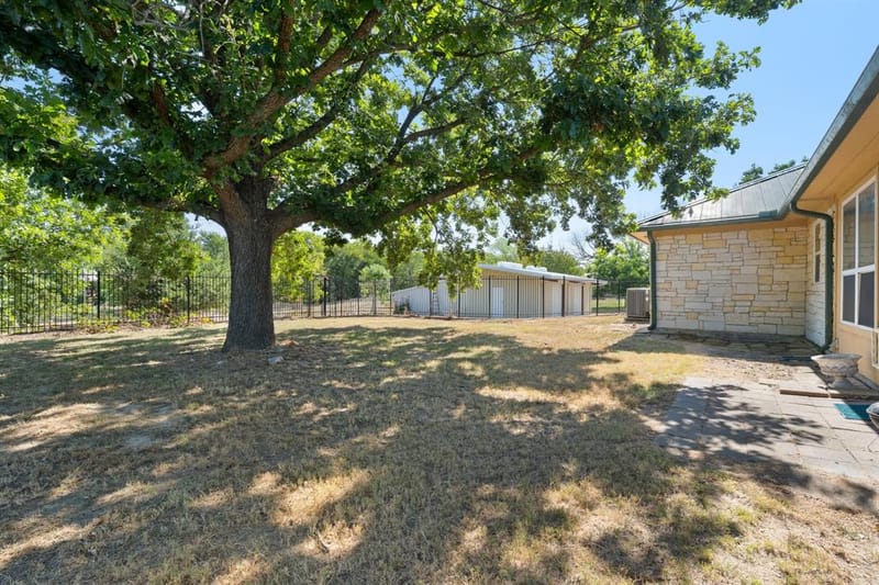 330 Mohawk Trail, East Tawakoni TX 75472 - Photo 31