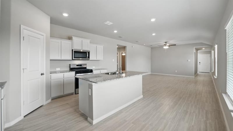 545 STERLING THICKET Lane, Denton TX 76259 - Photo 2