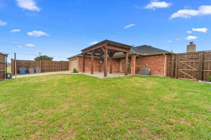 602 Hearthstone Drive, Lancaster TX 75146 - Photo 27