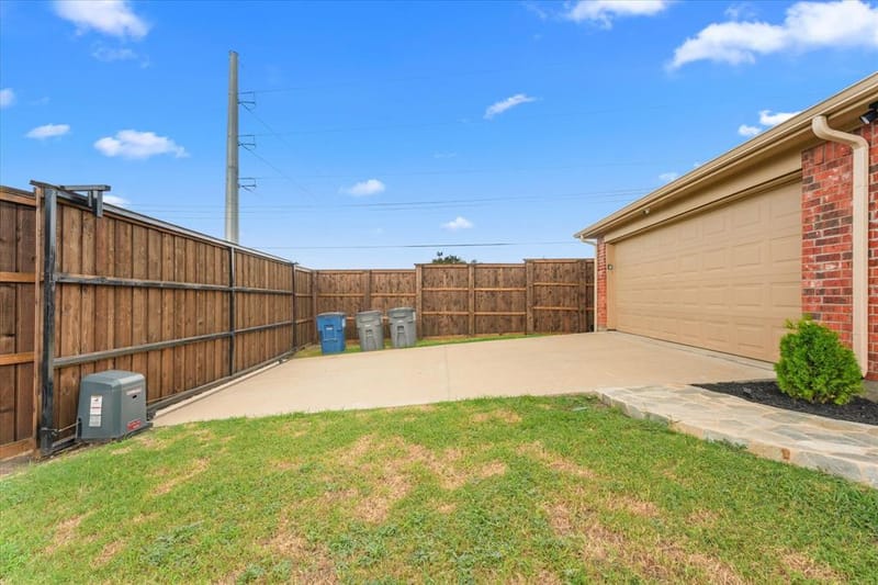 602 Hearthstone Drive, Lancaster TX 75146 - Photo 28