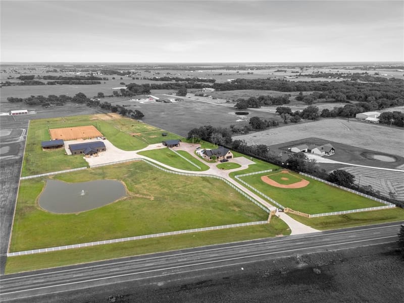 14714 US Highway 377, Whitesboro TX 76273 - Photo 4