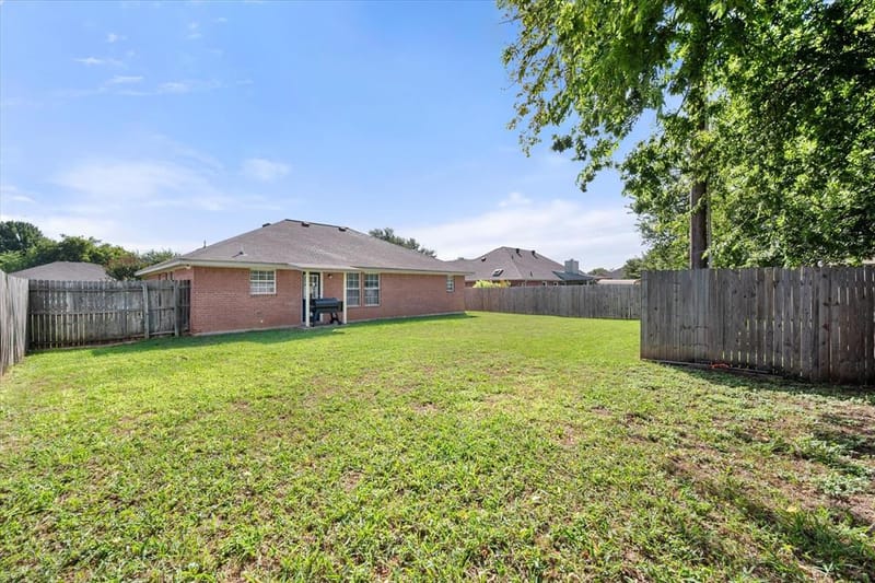 330 Schumacher Drive, Burleson TX 76028 - Photo 23