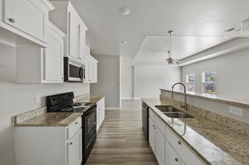 3802 College Street, Greenville TX 75401 - Photo 5