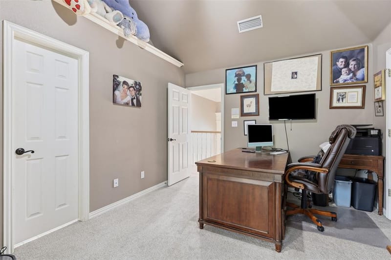 351 Cattlebaron Parc Drive, Fort Worth TX 76108 - Photo 13