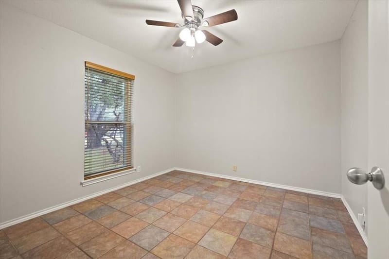 107 Buffalo Creek Circle, Waxahachie TX 75165 - Photo 31