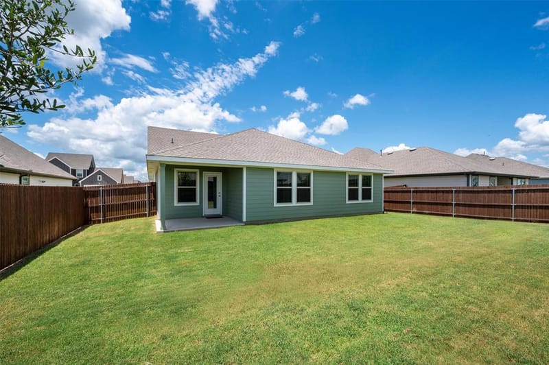 2315 Hydrangea Drive, Pilot Point TX 76258 - Photo 35