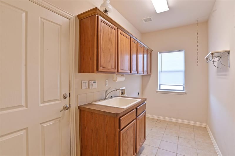 10016 Edmondson Drive, Denton TX 76207 - Photo 27