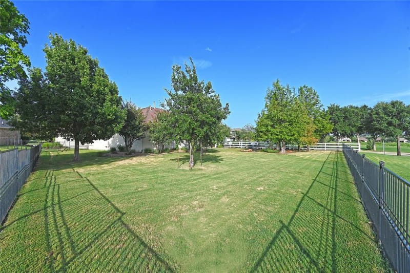 10016 Edmondson Drive, Denton TX 76207 - Photo 32