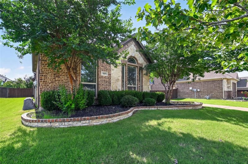 1009 Spinks Court, Flower Mound TX 75028 - Photo 3