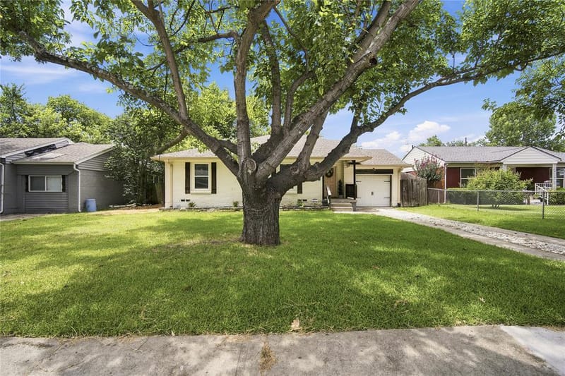 10547 Cayuga Drive, Dallas TX 75228 - Photo 2