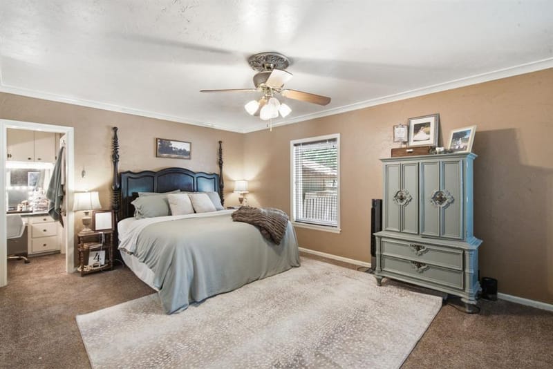 904 W Belknap Street, Jacksboro TX 76458 - Photo 20