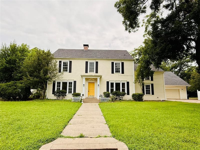 2025 Walworth Street, Greenville TX 75401 - Photo 4
