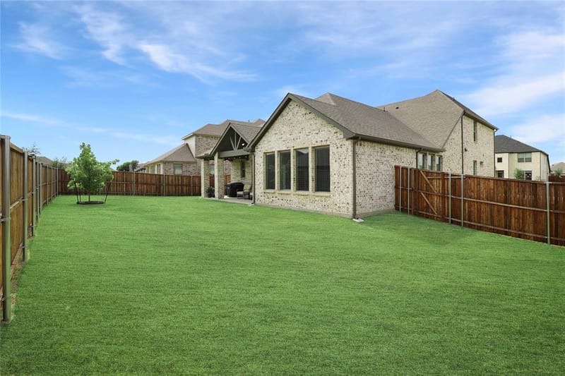 919 Edgehurst Drive, Princeton TX 75071 - Photo 2