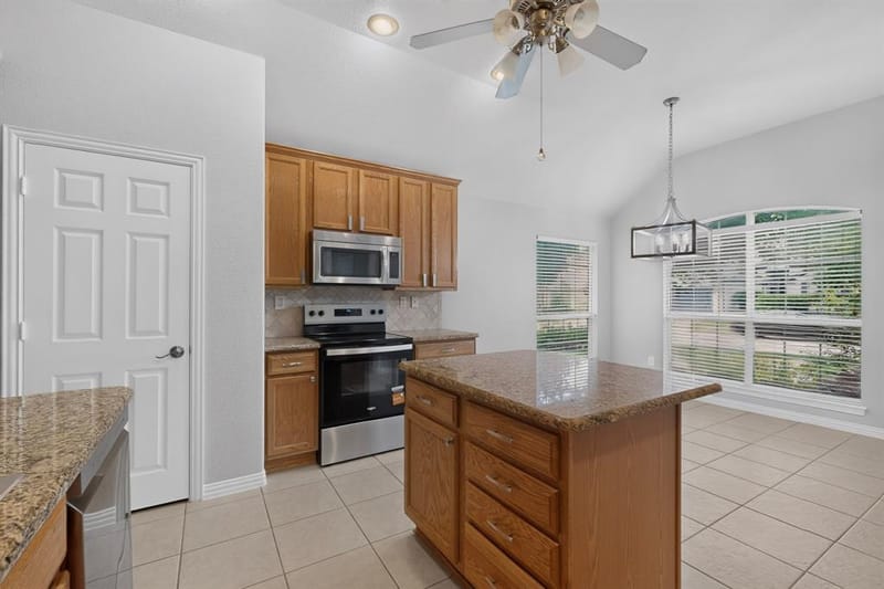 9704 Grandview Drive, Denton TX 76207 - Photo 13
