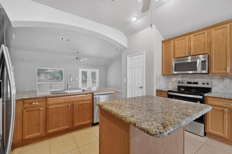 9704 Grandview Drive, Denton TX 76207 - Photo 12