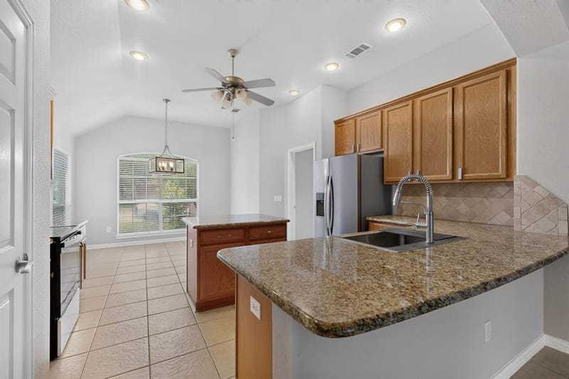 9704 Grandview Drive, Denton TX 76207 - Photo 9