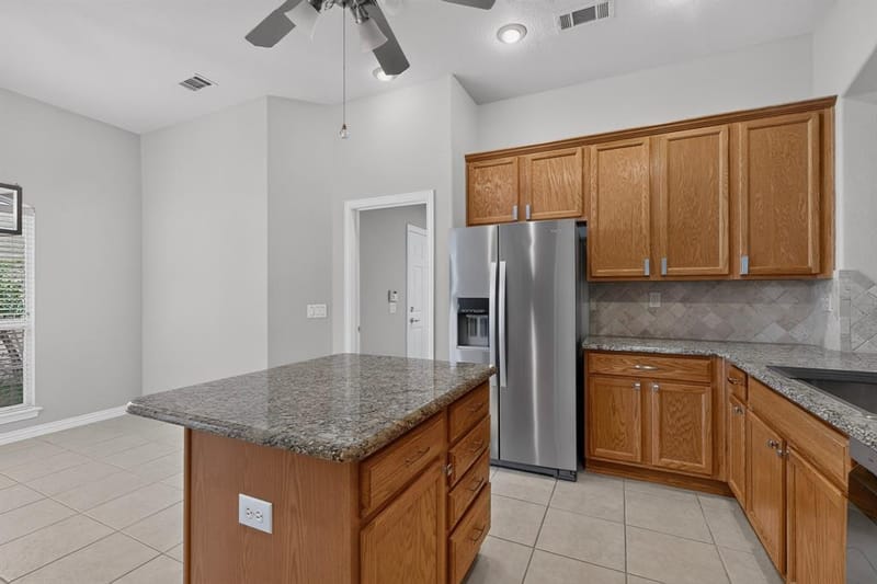 9704 Grandview Drive, Denton TX 76207 - Photo 10