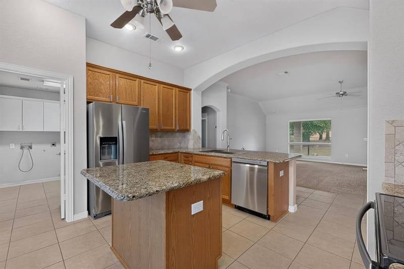 9704 Grandview Drive, Denton TX 76207 - Photo 11