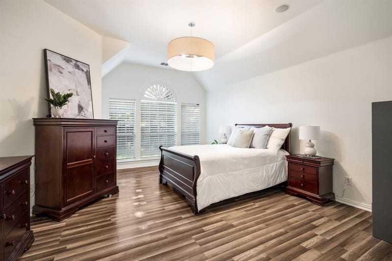 804 SWORD BRIDGE Drive, Lewisville TX 75056 - Photo 13