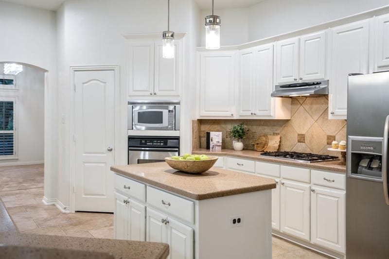 804 SWORD BRIDGE Drive, Lewisville TX 75056 - Photo 8