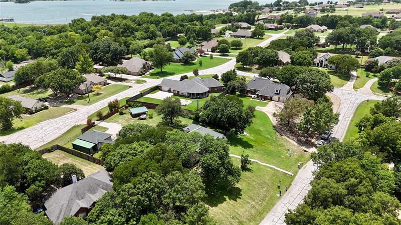 110 Pecan Valley Lane, Waxahachie TX 75165 - Photo 9