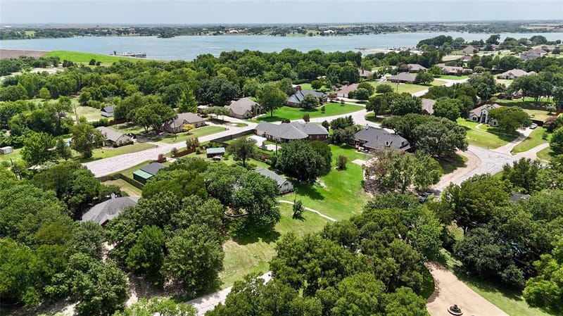 110 Pecan Valley Lane, Waxahachie TX 75165 - Photo 10