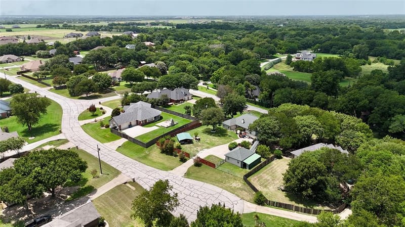 110 Pecan Valley Lane, Waxahachie TX 75165 - Photo 8