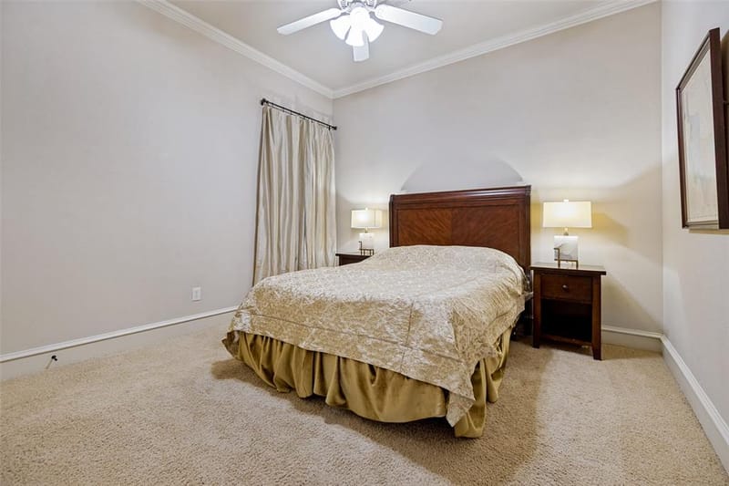 6520 Sondra Drive, Dallas TX 75214 - Photo 17