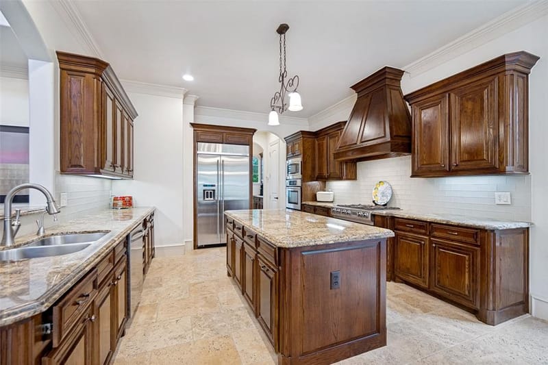 6520 Sondra Drive, Dallas TX 75214 - Photo 11