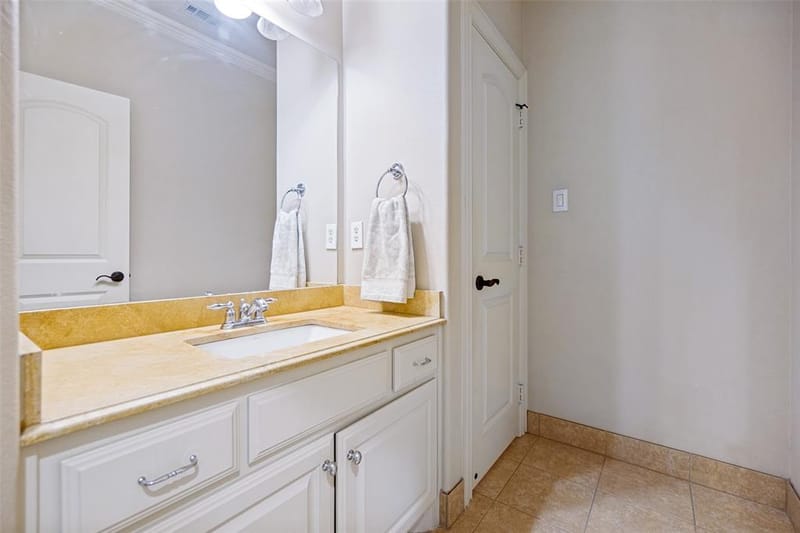 6520 Sondra Drive, Dallas TX 75214 - Photo 25