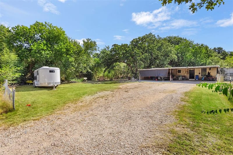 7821 Fm 3136, Alvarado TX 76009 - Photo 27