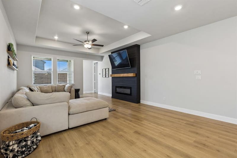 422 Holly Road, Little Elm TX 75068 - Photo 5