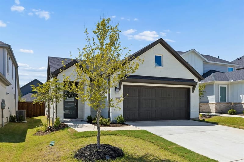 422 Holly Road, Little Elm TX 75068 - Photo 9