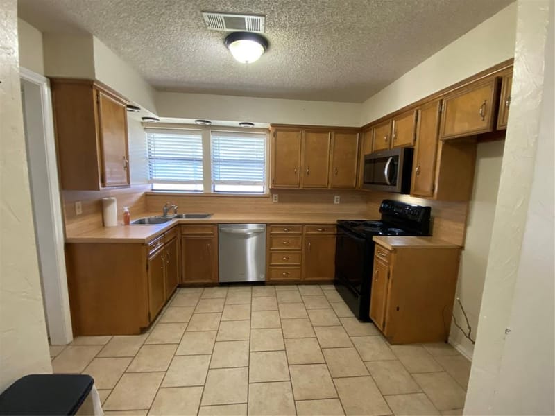 508 Cortes Street, Krugerville TX 76227 - Photo 6