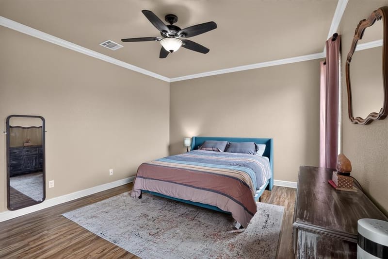 1301 Hyde Park Boulevard, Cleburne TX 76033 - Photo 13