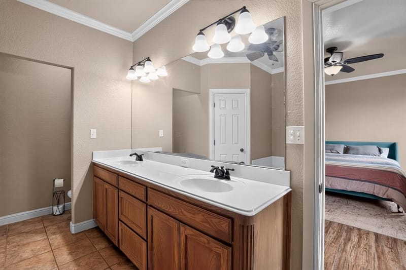1301 Hyde Park Boulevard, Cleburne TX 76033 - Photo 17