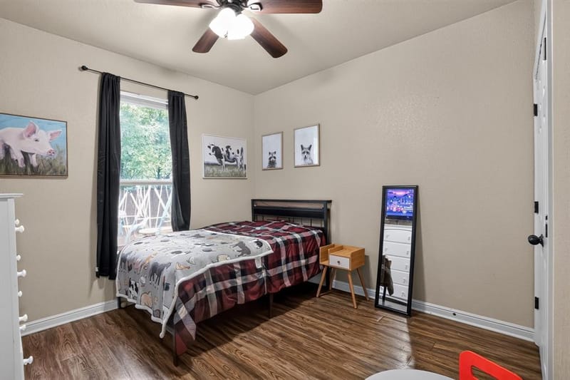 1301 Hyde Park Boulevard, Cleburne TX 76033 - Photo 19