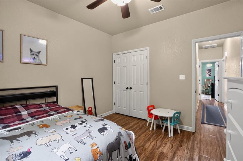 1301 Hyde Park Boulevard, Cleburne TX 76033 - Photo 21